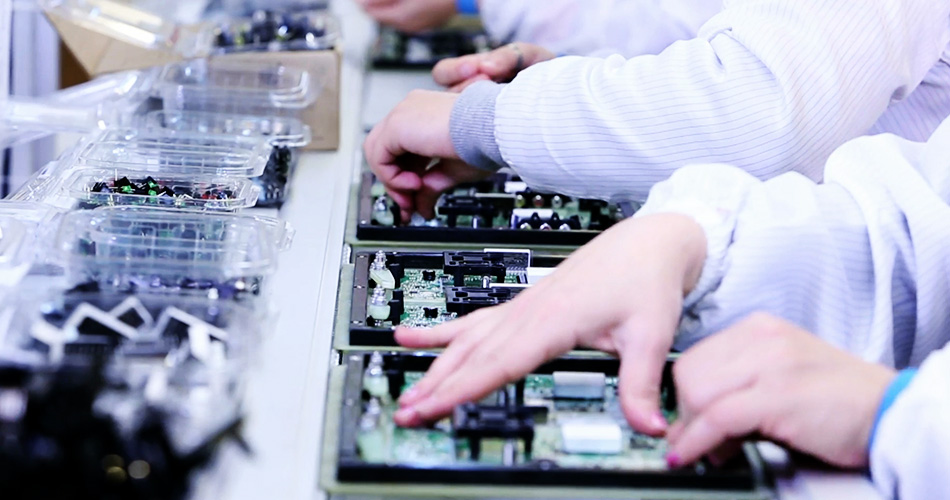 Како да се намалат ризиците од проектот преку иновативни решенија на фабриките за PCBA?