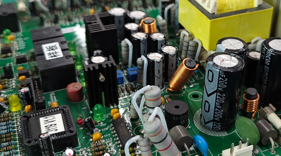 Влијанието на повеќеканалниот комуникациски механизам на фабриките за PCBA врз поддршката на клиентите