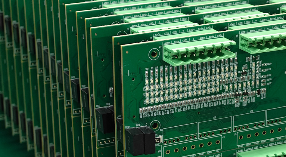 Како фабриките за PCBA можат да ја подобрат довербата на клиентите преку успешни приказни?