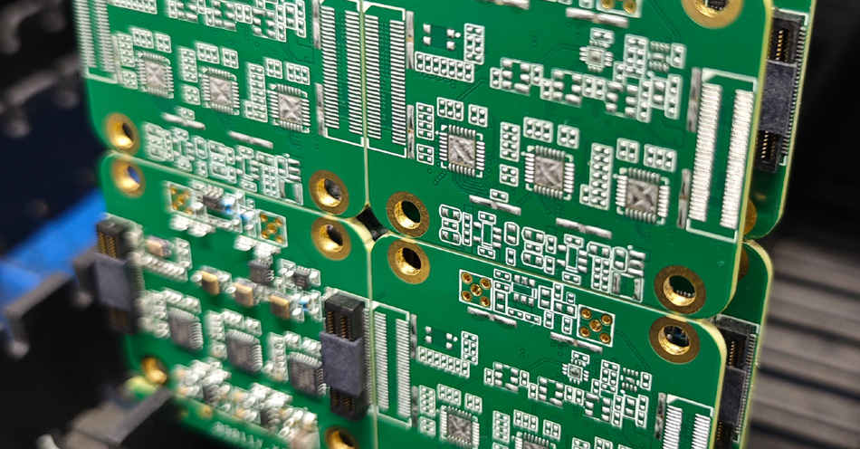 Како управувањето со набавките во фабрика за PCBA влијае на вкупните трошоци?