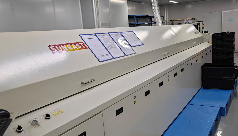 Како може техничката експертиза на фабриката за PCBA да постигне успех во сложени проекти?